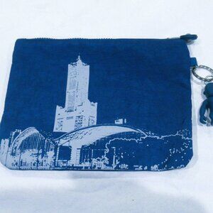 Kipling blue toiletry bag, Chicago skyline, monkey keychain